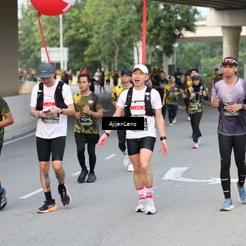 Runner Photo 6462418