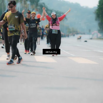 Runner Photo 6462443