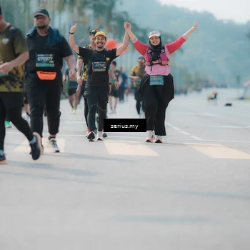 Runner Photo 6462471