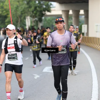 Runner Photo 6462474