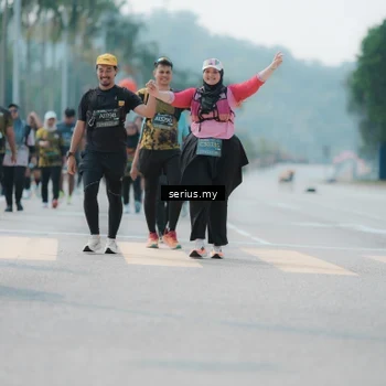Runner Photo 6462499