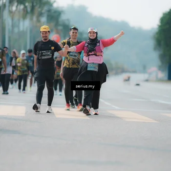Runner Photo 6462524