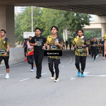 Runner Photo 6462551