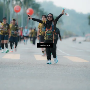 Runner Photo 6462632