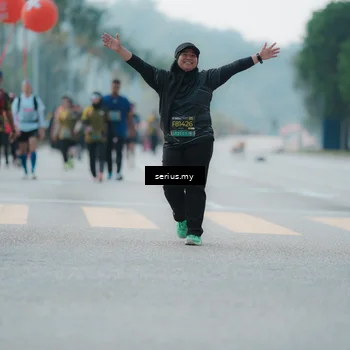 Runner Photo 6462640