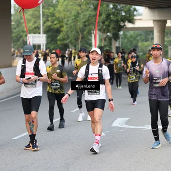Runner Photo 6462659