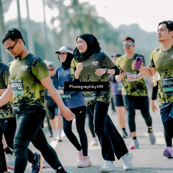 Runner Photo 6462682