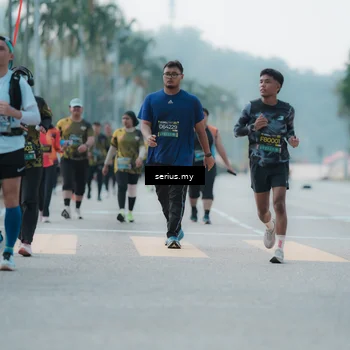 Runner Photo 6462748