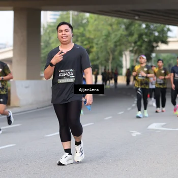 Runner Photo 6462750