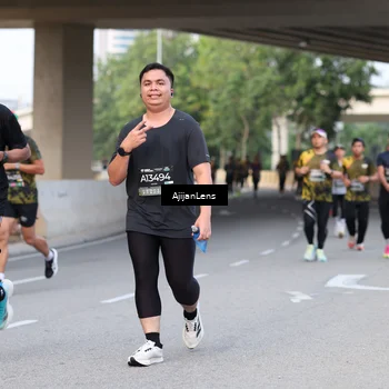 Runner Photo 6462752