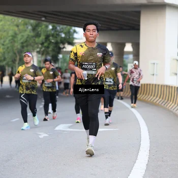 Runner Photo 6462798