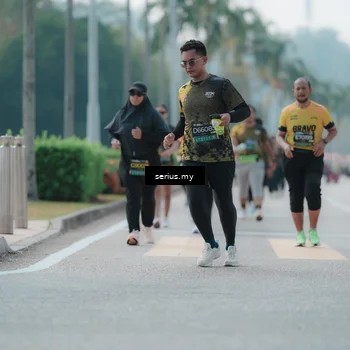 Runner Photo 6462950