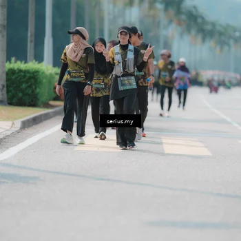 Runner Photo 6463007