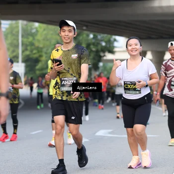 Runner Photo 6463048
