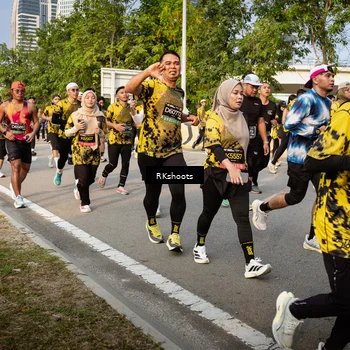 Runner Photo 6463056