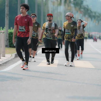 Runner Photo 6463061