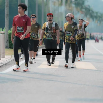 Runner Photo 6463065