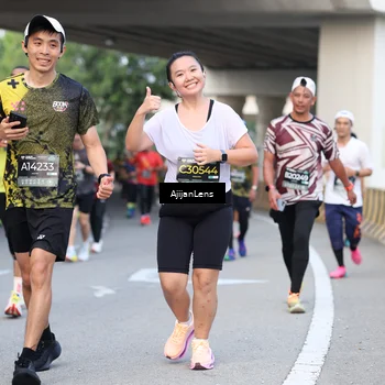 Runner Photo 6463071