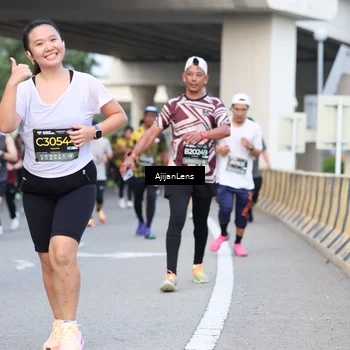 Runner Photo 6463102