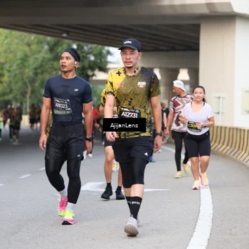 Runner Photo 6463127
