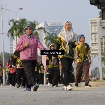Runner Photo 6463129