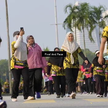 Runner Photo 6463177