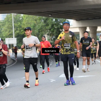 Runner Photo 6463242