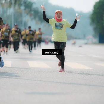 Runner Photo 6463243
