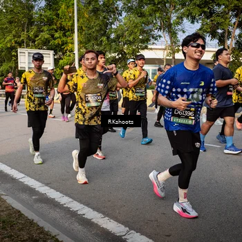 Runner Photo 6463253
