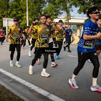 Runner Photo 6463256