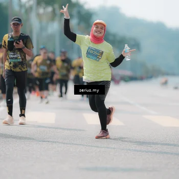 Runner Photo 6463260