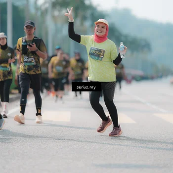 Runner Photo 6463268