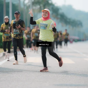 Runner Photo 6463275