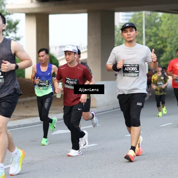 Runner Photo 6463283