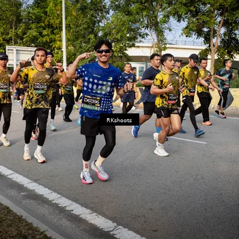 Runner Photo 6463305