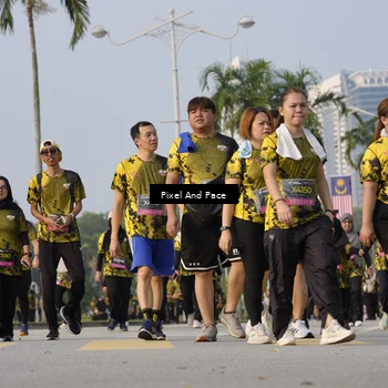Runner Photo 6463323