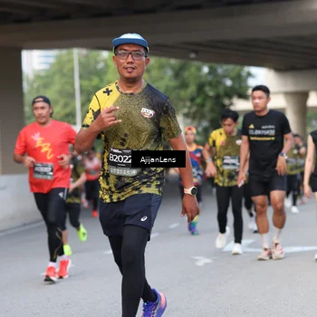 Runner Photo 6463324