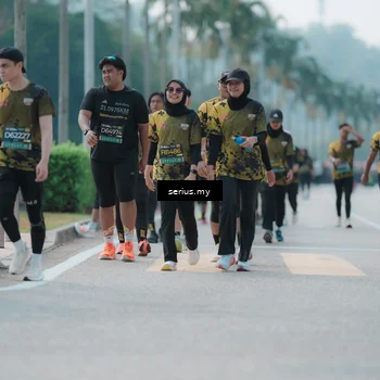 Runner Photo 6463348