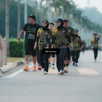 Runner Photo 6463356