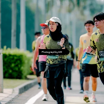 Runner Photo 6463358