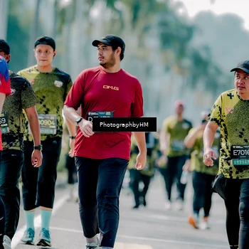 Runner Photo 6463368