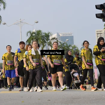 Runner Photo 6463378