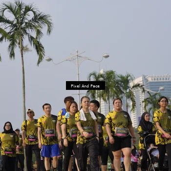 Runner Photo 6463380