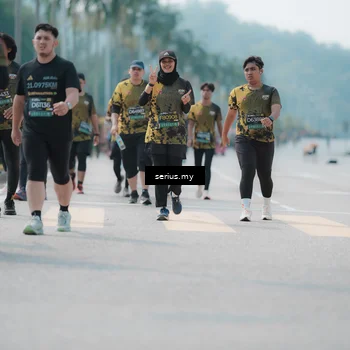 Runner Photo 6463387
