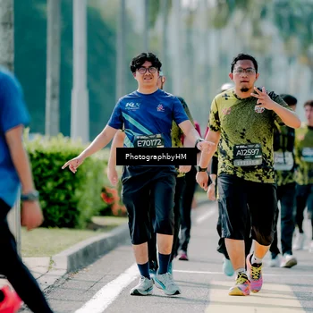 Runner Photo 6463418