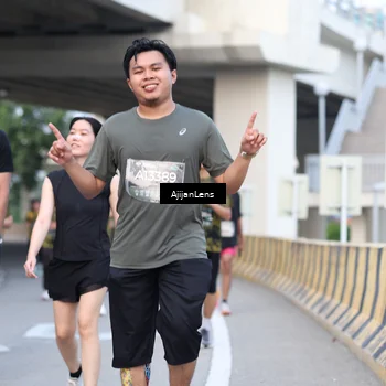 Runner Photo 6463434