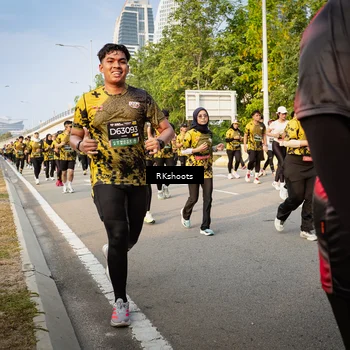 Runner Photo 6463452