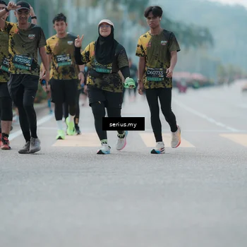 Runner Photo 6463499