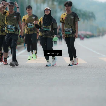 Runner Photo 6463500