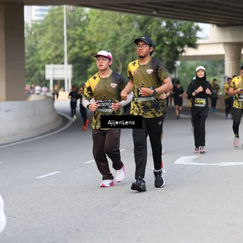 Runner Photo 6463506